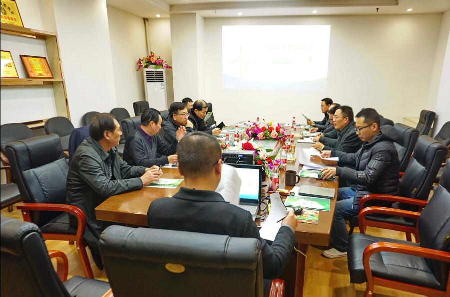 四川省高科技產業(yè)化協(xié)與州相關部門領導來德農公司考察指導